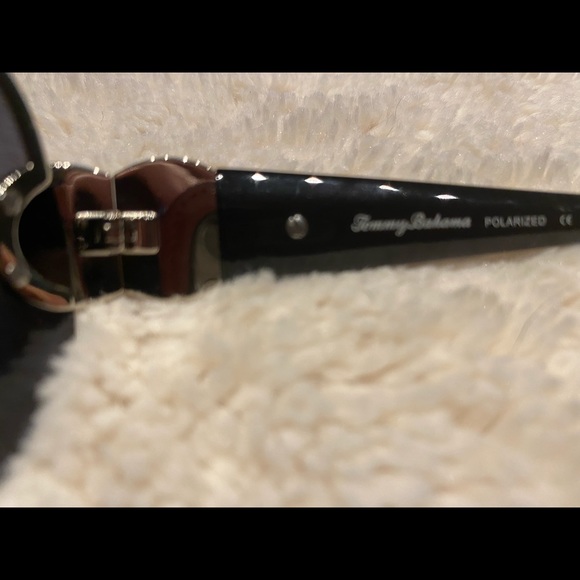 Tommy Bahama Polarized Ladies Shield Sunglasses main image 7